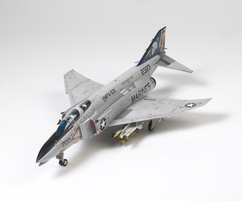 Academy 1/48 USMC F-4B/N VMFA-531 "GRAY GHOSTS" – image 1