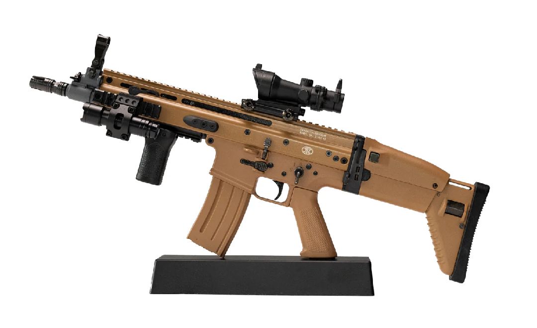 GoatGuns FN SCAR Metal Diecast Model Assembly Kit - Tan – image 1