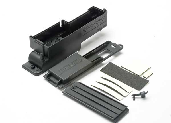 Traxxas Electronics box, right/ box cover/ charge jack plug (rub – image 1